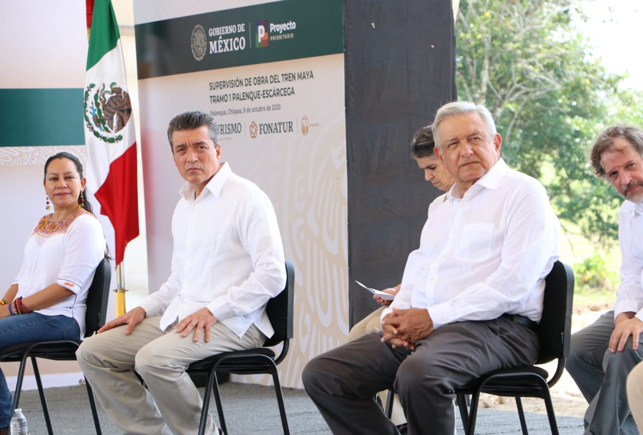 Acompaña Escandón al presidente AMLO en supervisión del Tren Maya