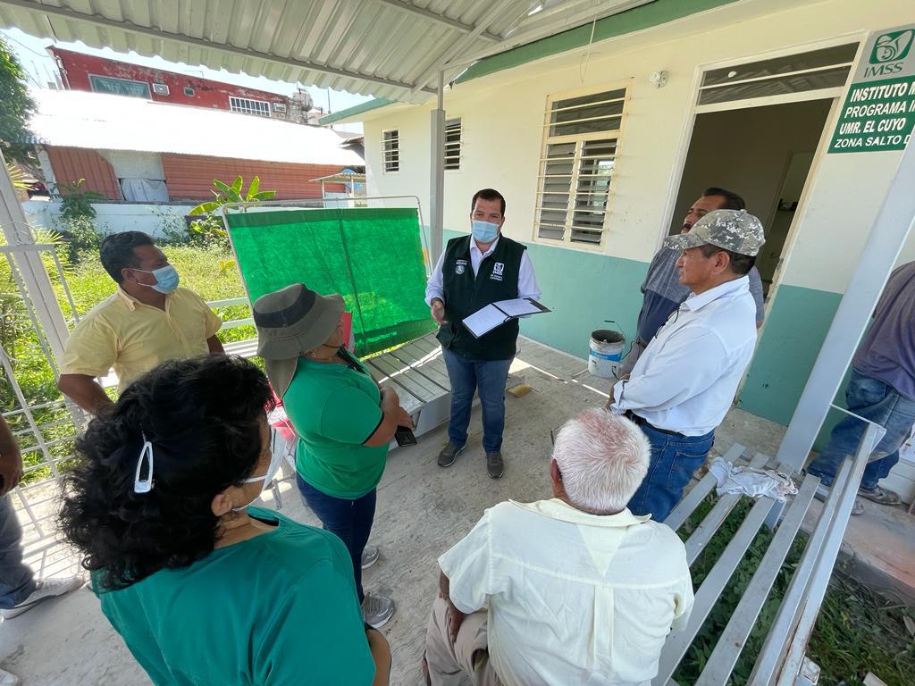 Supervisa titular del IMSS en Chiapas módulos de vacunación anti COVID Diario La Voz del